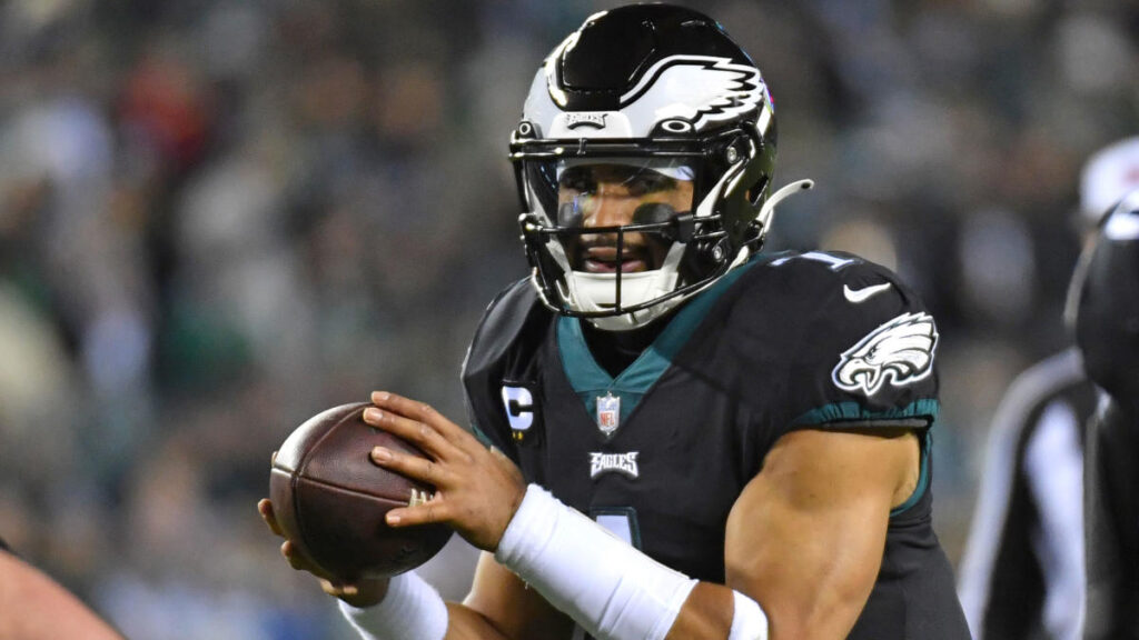 New NFL rule opens door for Eagles to bring back black helmets