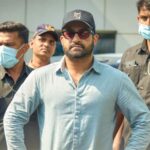 Jr NTR shows off his NEW look as he arrives in Mumbai to shoot for Hrithik Roshan starrer War 2 : Bollywood News