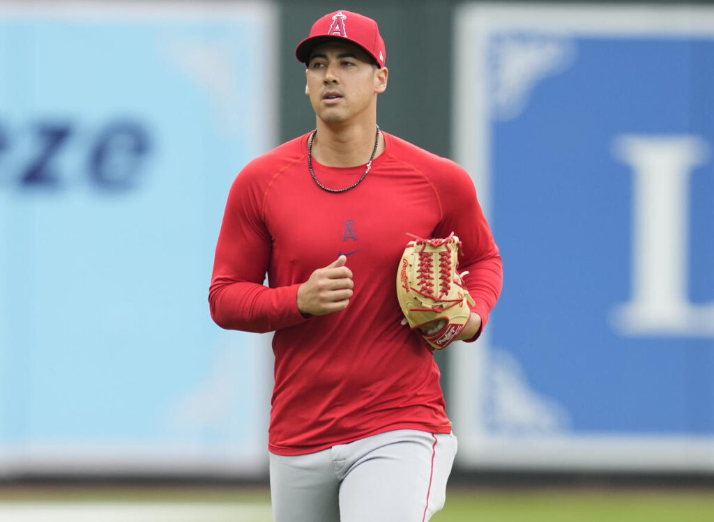 Angels reliever Robert Stephenson ruled out for the season with elbow injury