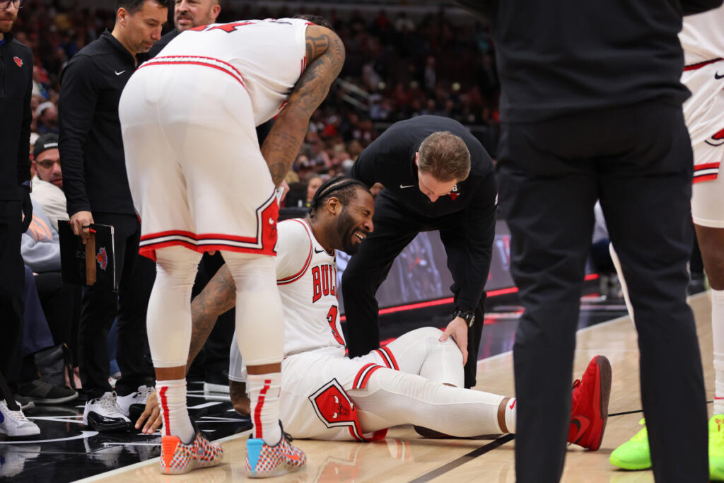 Andre Drummond wheeled off court following bizarre dunk attempt