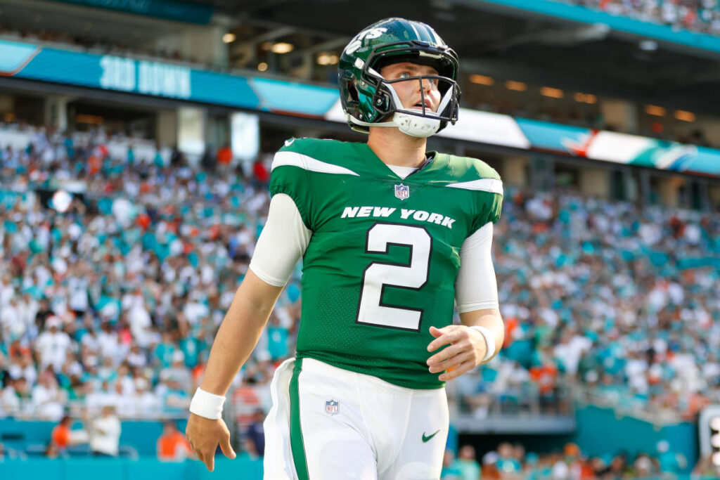 Jets trade QB Zach Wilson to Broncos