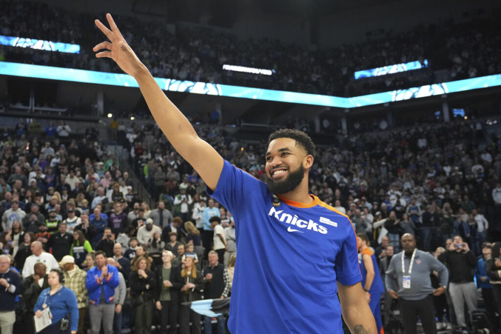 Knicks’ Karl-Anthony Towns receives standing ovation in Minnesota, then blows out Timberwolves