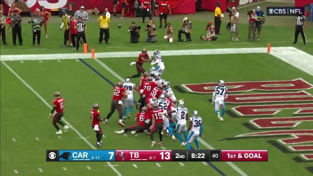 Mike Evans’ best catches from his 97-yard, 2-TD game vs. Panthers Week 17