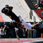 Louisville wins Sun Bowl 35-34 after Washington fails on 2-point conversion going for win