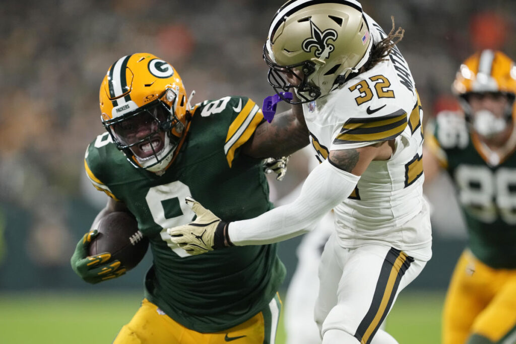 Packers steamroll depleted Saints, look like a top contender in the NFC