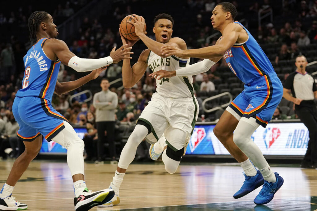 Bucks vs. Thunder NBA Cup score, live updates: Giannis Antetokounmpo, Shai Gilgeous-Alexander vie for NBA’s midseason crown