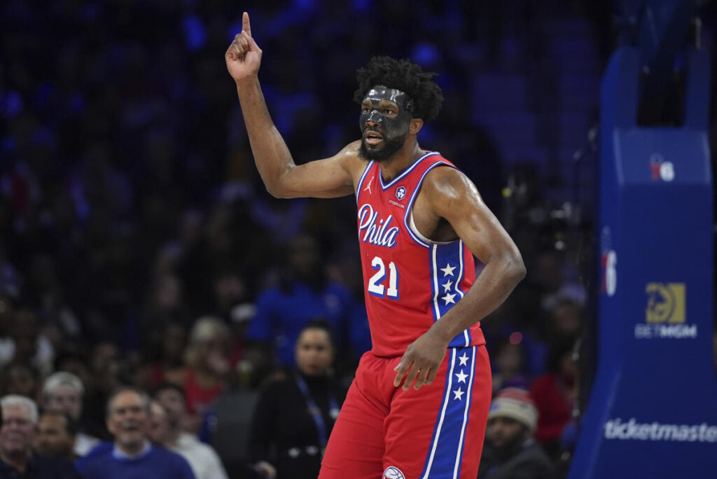 Joel Embiid scores 34 in return to 76ers’ lineup after missing 1 game with sinus fracture