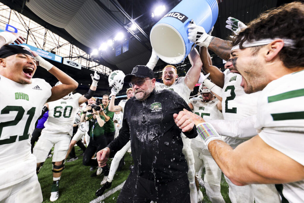 Ohio coach Tim Albin heading to Charlotte after leading Bobcats to first MAC title since 1968