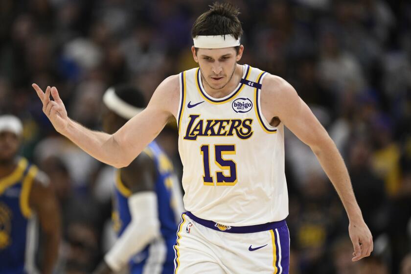 For Austin Reaves, making the winning shot for Lakers on Christmas holds special meaning