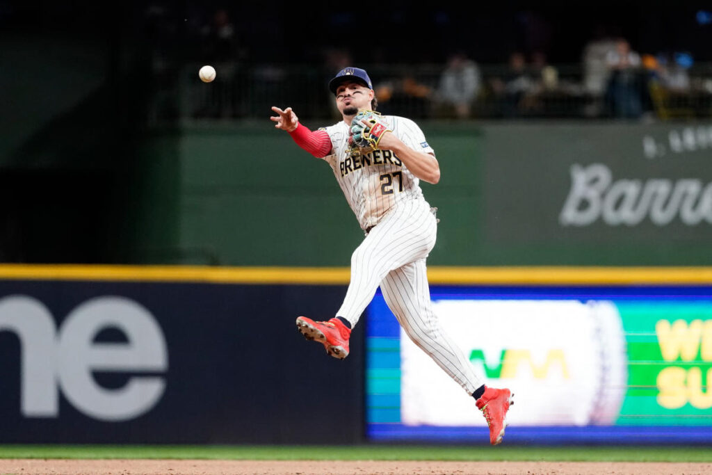 Willy Adames heads to Giants on reported 7-year, $182 million deal