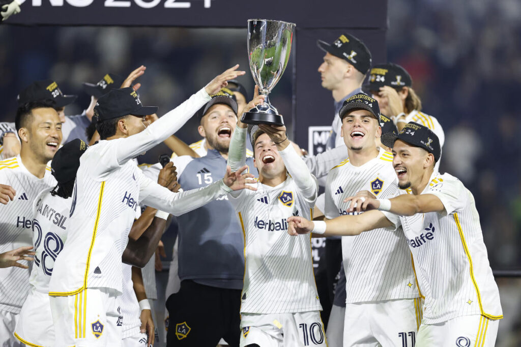 MLS Cup live updates: Lineups, highlights, how to watch LA Galaxy vs. New York Red Bulls