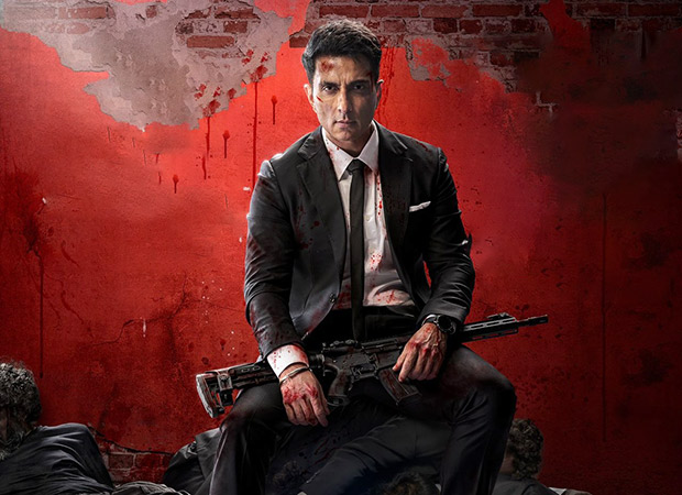 Sonu Sood drops the trailer of his directorial debut Fateh; promises to be a cybercrime action saga like no other : Bollywood News