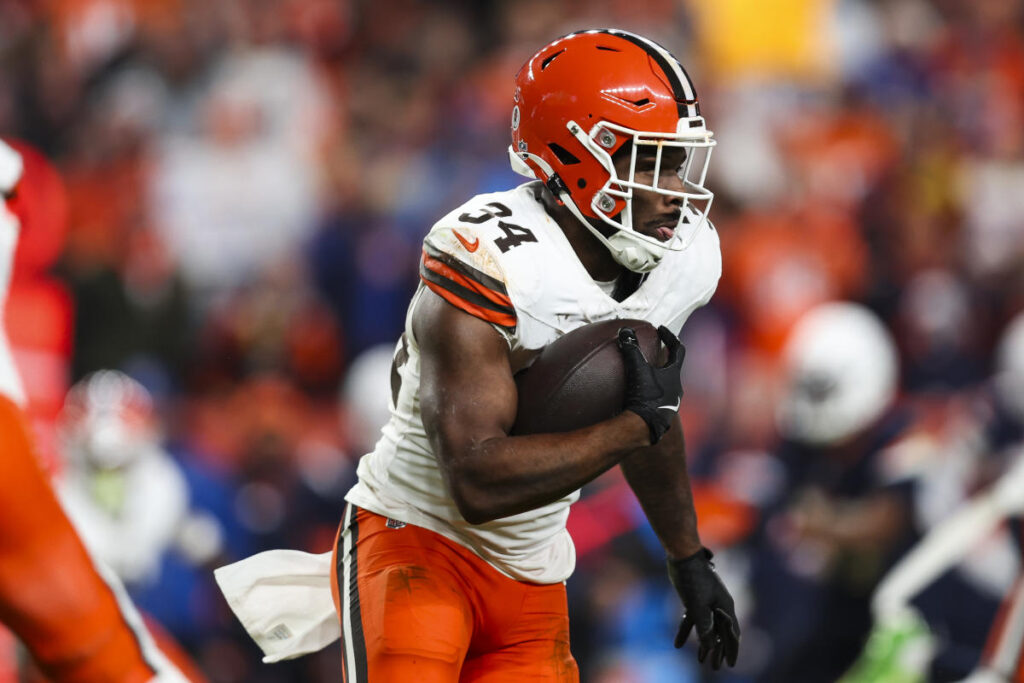 Fantasy Football Pulse Check: Big-name RBs outshined by sparsely-started counterparts in Week 15