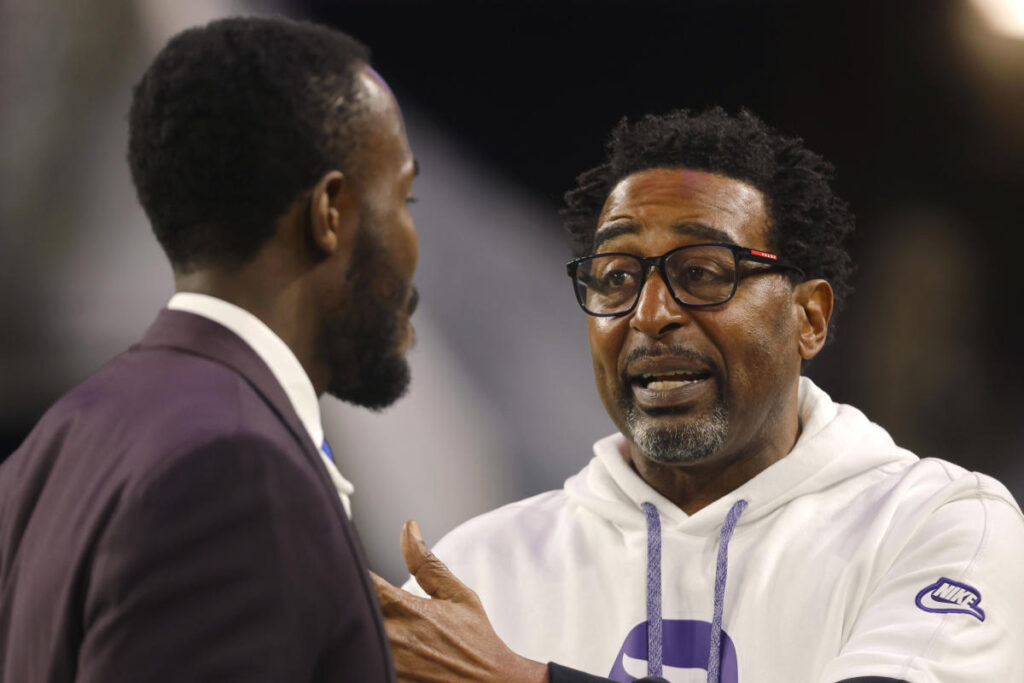 Justin Jefferson, former Vikings Cris Carter and Jake Reed show love for Randy Moss