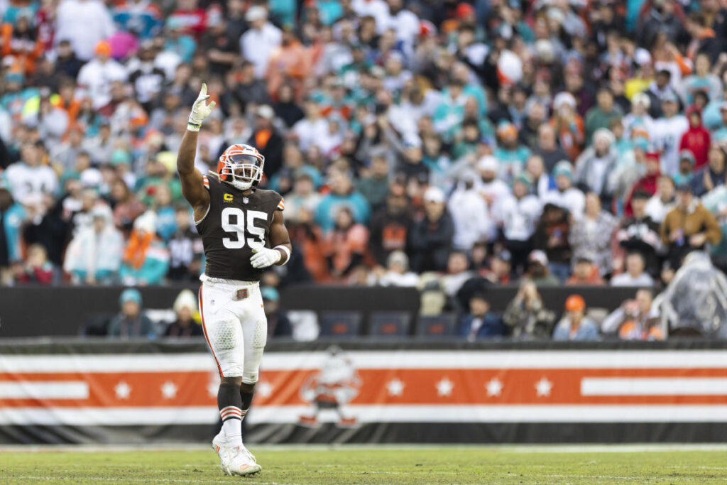 Myles Garrett becomes only player in NFL history with 14-plus sacks in 4 consecutive seasons