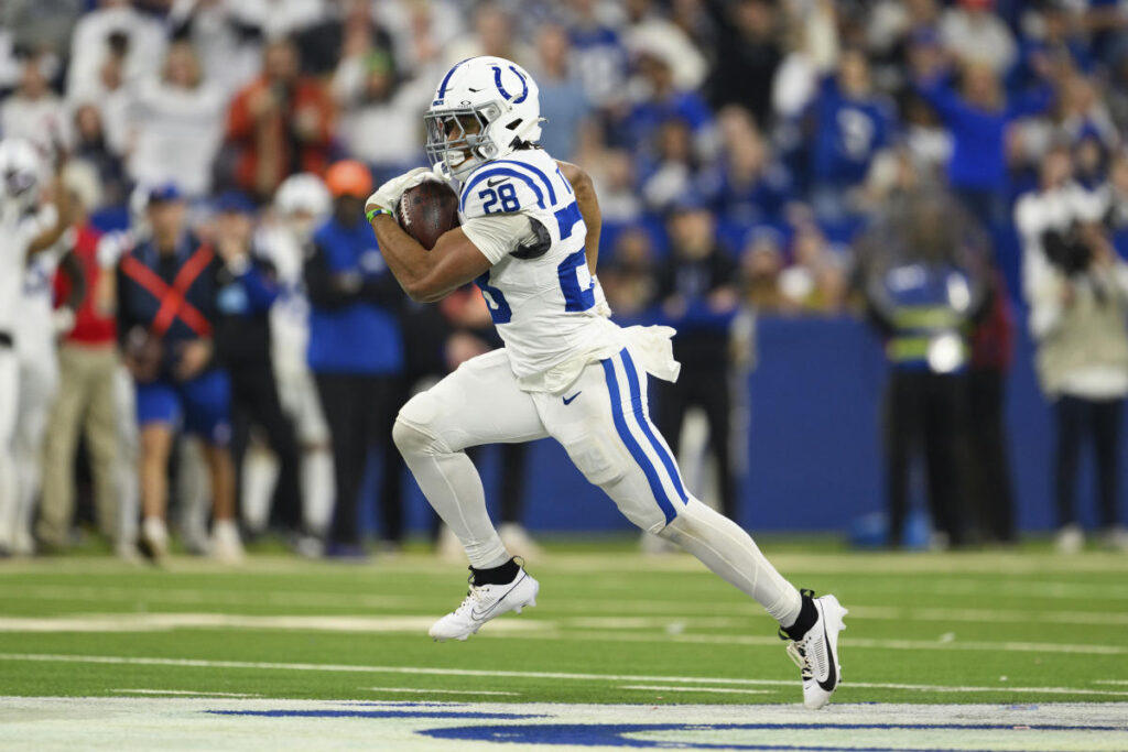 Fantasy Football Week 17 Rankings: RBs (Half-PPR)