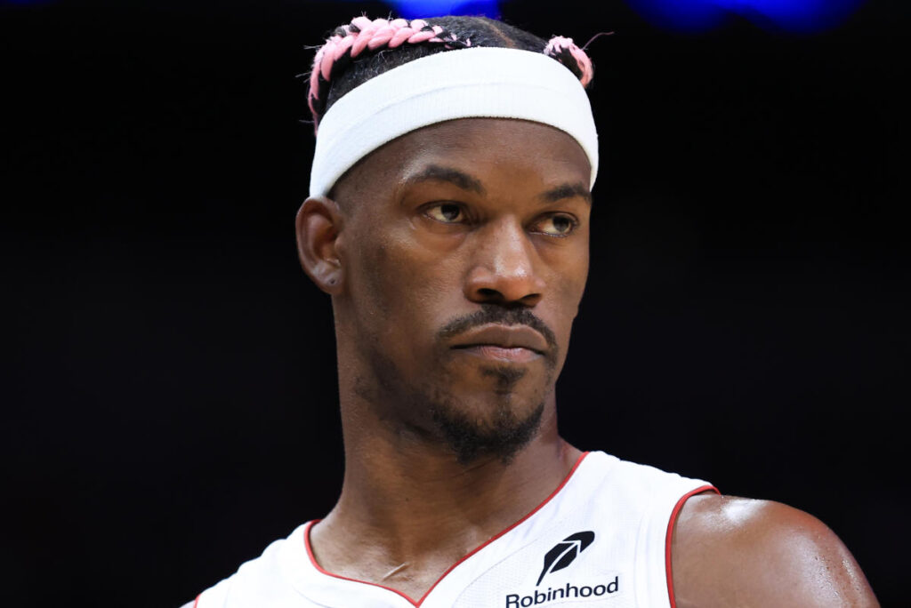 Jimmy Butler returns to Heat starting lineup after 7-game suspension