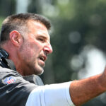 Mike Vrabel in negotiations to be Patriots’ next head coach: Report