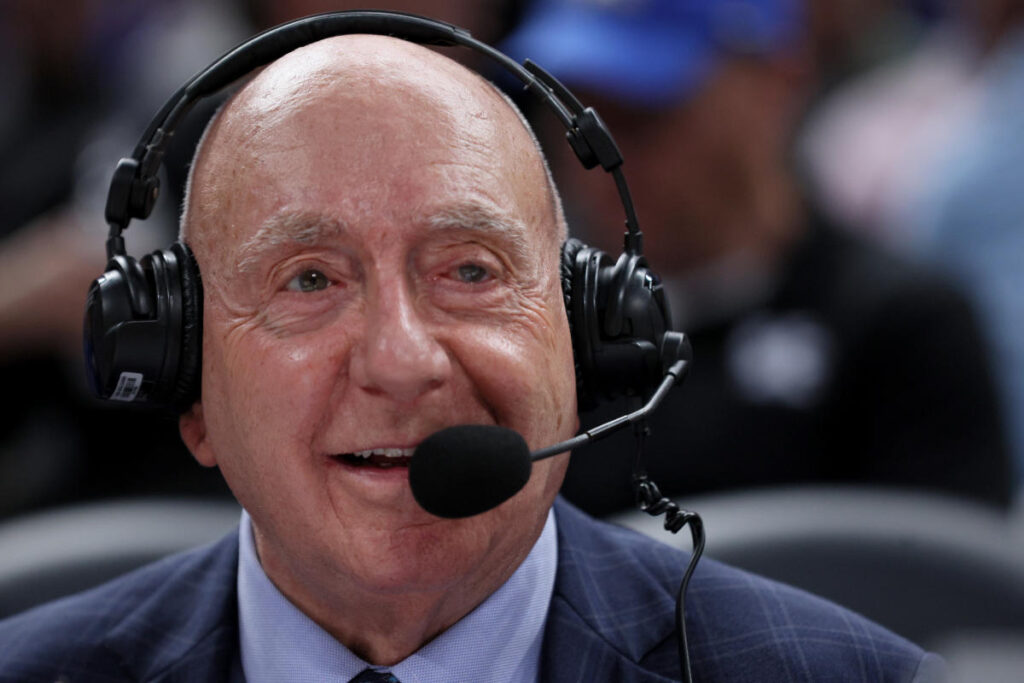 Dick Vitale, now cancer-free, returning to broadcasting for first time in nearly 2 years