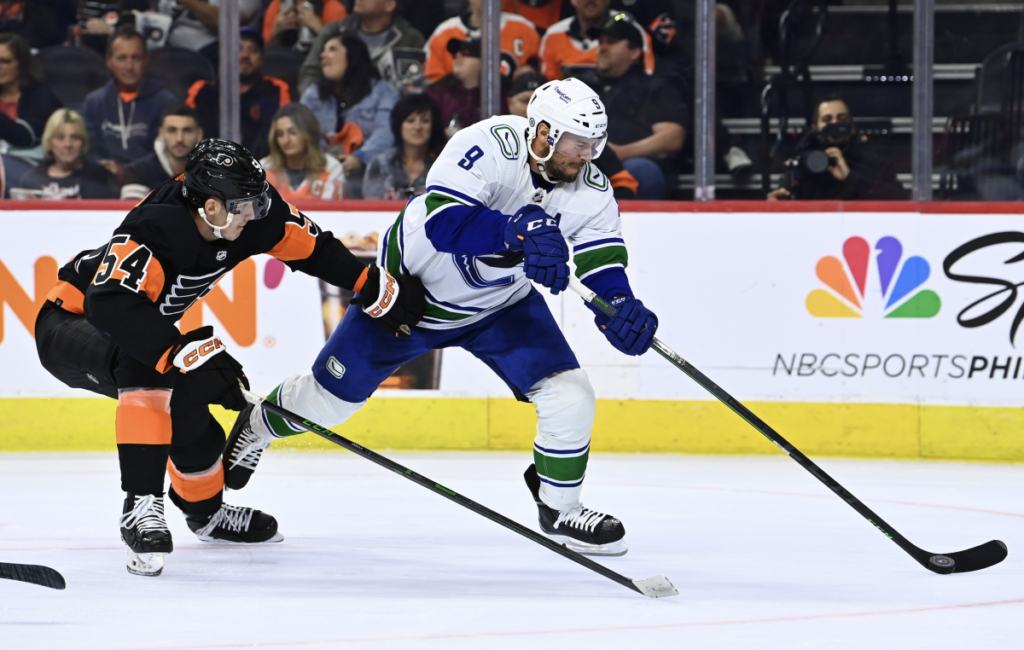 Canucks Unlikely To Trade Star Forward Tonight