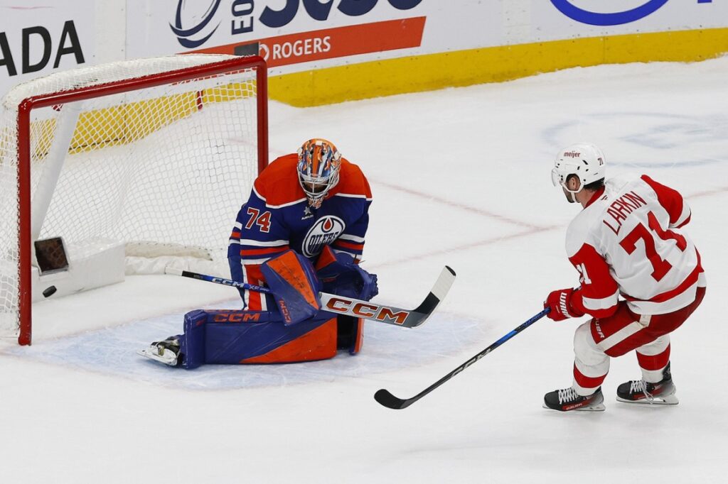 Oilers Have Wings Clipped Against Detroit