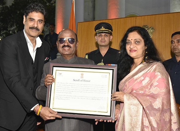 Sikandar Kher receives Governor’s Award of Excellence for outstanding contributions to cinema : Bollywood News