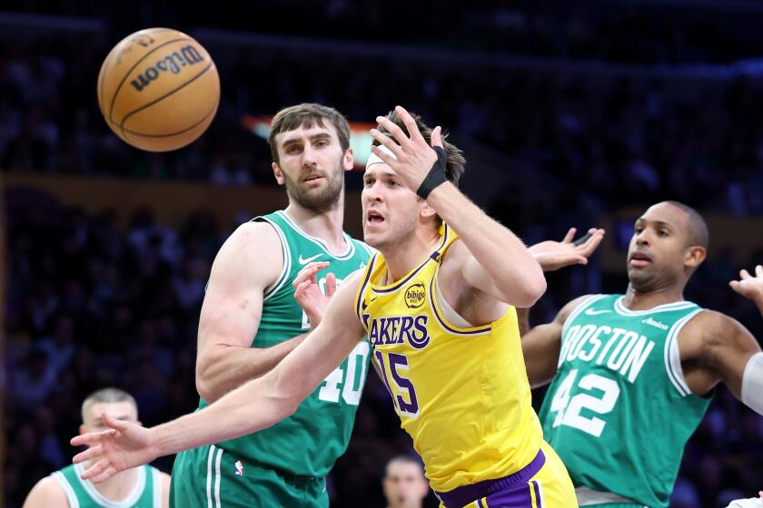 Lakers play their best basketball of the season in dominant win over rival Celtics