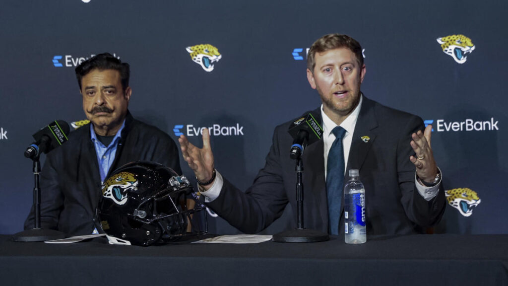 New Jaguars HC Liam Coen calls job ‘an opportunity that you just can’t pass up,’ but dodges questions about timeline