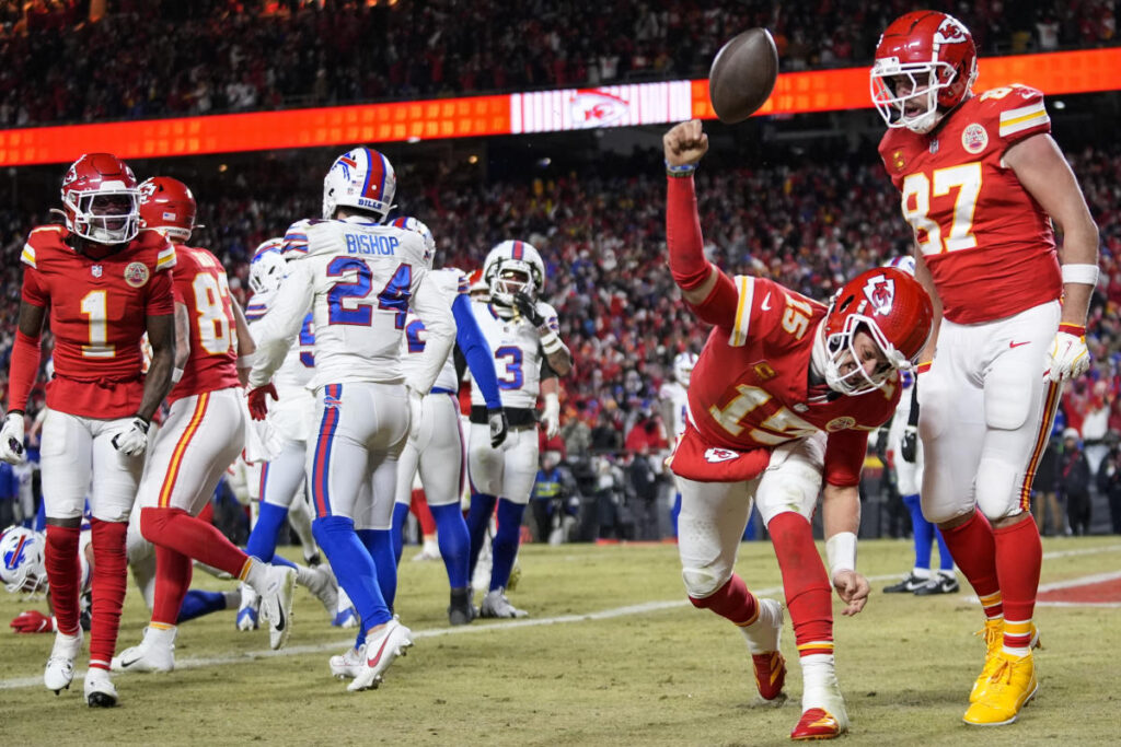 Bills-Chiefs: Deal with it, America. Patrick Mahomes, KC defeat Buffalo to win AFC title and maintain shot at Super Bowl 3-peat