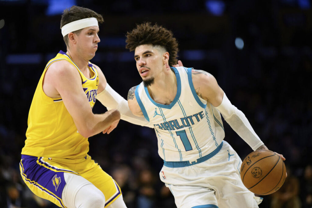 Lakers blow double-digit lead in return from All-Star break as Luka Dončić struggles