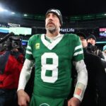 Jets, Aaron Rodgers discussing QB’s future with decision possible this week: report