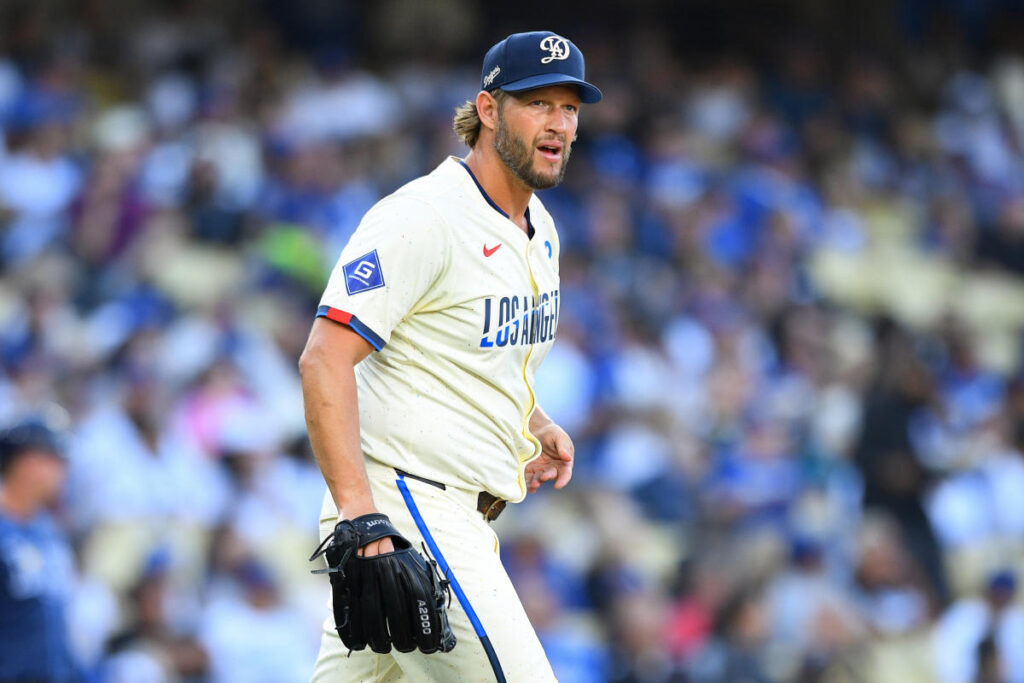 Longtime pitcher Clayton Kershaw signs 1-year, $7.5M deal to return to Dodgers