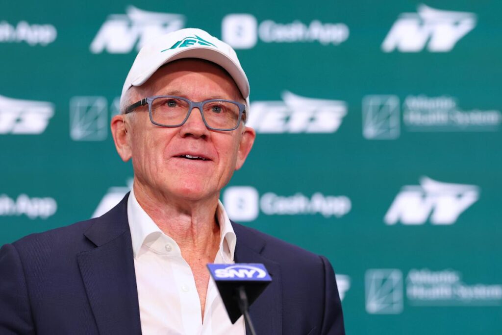 NFLPA team report cards: Josh Harris improves Commanders while Woody Johnson instills ‘culture of fear’ in Jets