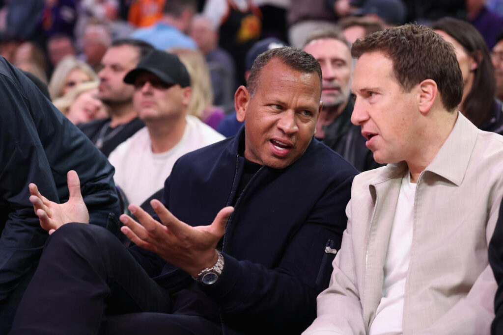 Alex Rodriguez banks half-court shot to win Bucknell student $10,000