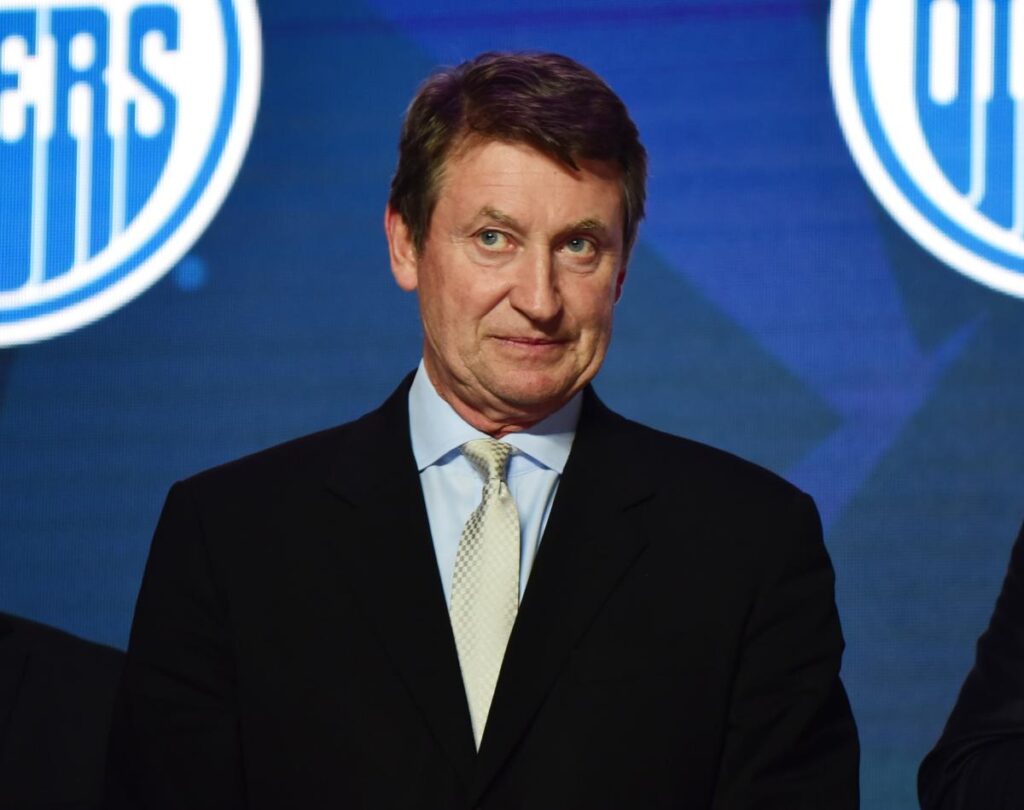 Oilers Legend Wayne Gretzky Draws Criticism