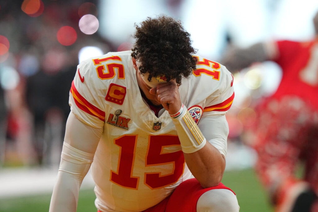 Kansas City Chiefs 2025 NFL offseason, NFLPA report card: Patrick Mahomes needs help up front and at WR