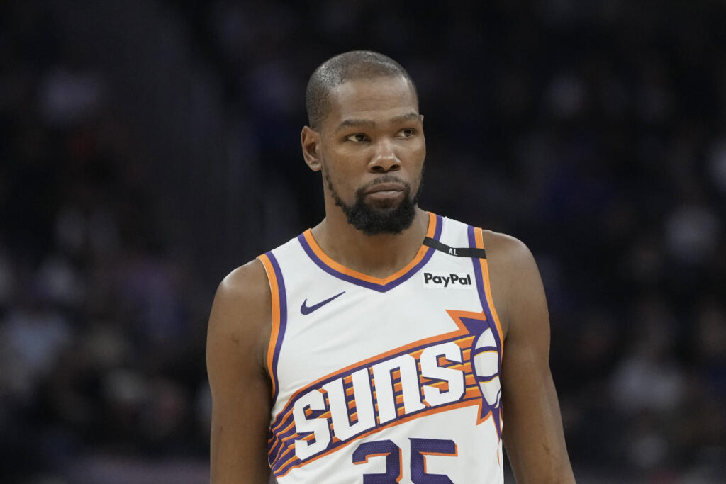 Kevin Durant reportedly not interested in reuniting with Warriors amid trade talks