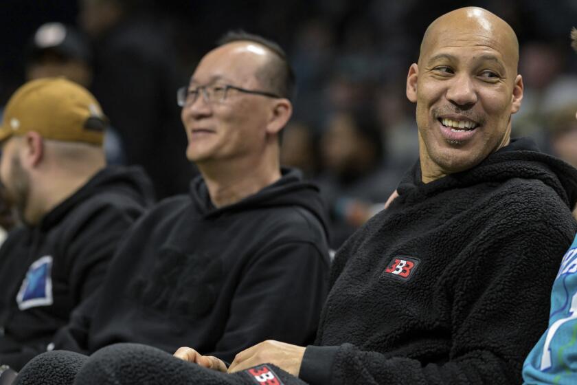 LaVar Ball says ‘everyone heard’ about his amputated foot: ‘If I wanted to, I’d grow it back!’