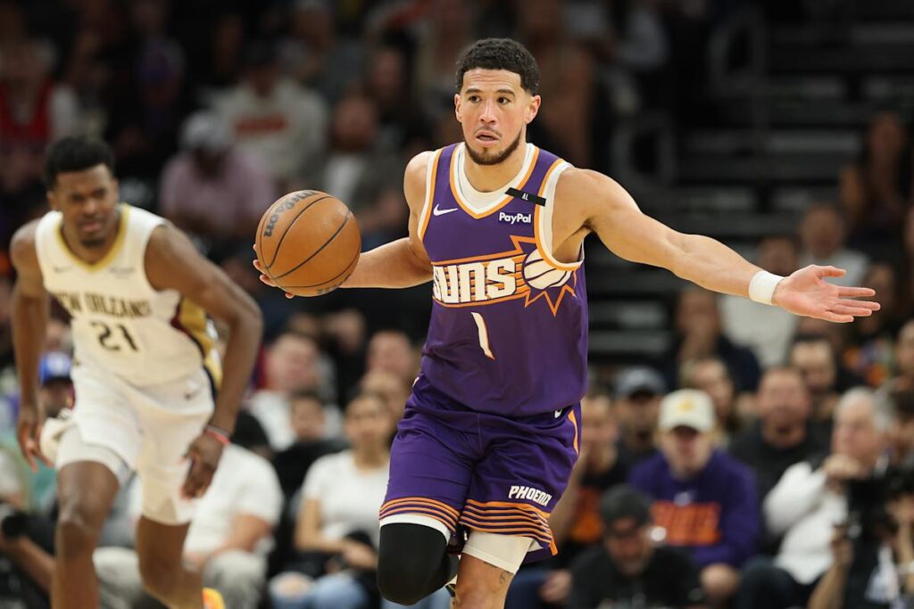 Devin Booker reportedly ‘shocked’ after Suns coach Mike Budenholzer asked him to talk less on the court