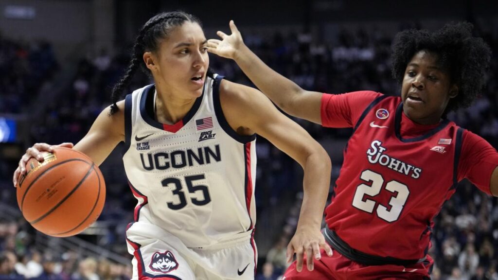 Azzi Fudd’s career-high 34 points and eight 3-pointers powers No. 7 UConn past visiting St. John’s