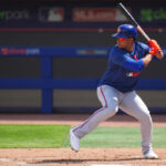 Juan Soto hits homer to deep center field in 1st spring training at-bat with Mets