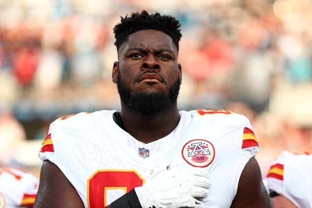 Chiefs reportedly plan to place franchise tag on star guard Trey Smith, with one-year deal worth $23 million