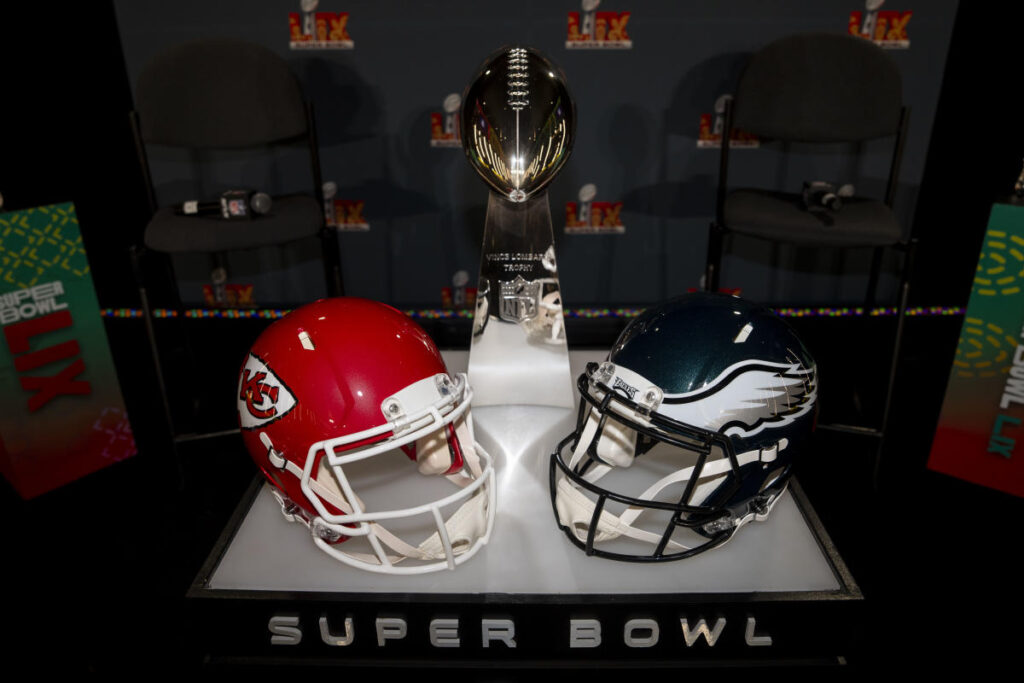 Super Bowl, NFL news, coaching live updates: Eagles, Chiefs step into Media Night spotlight