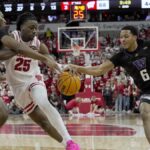 Blackwell leads No. 11 Wisconsin to 88-62 rout of Washington