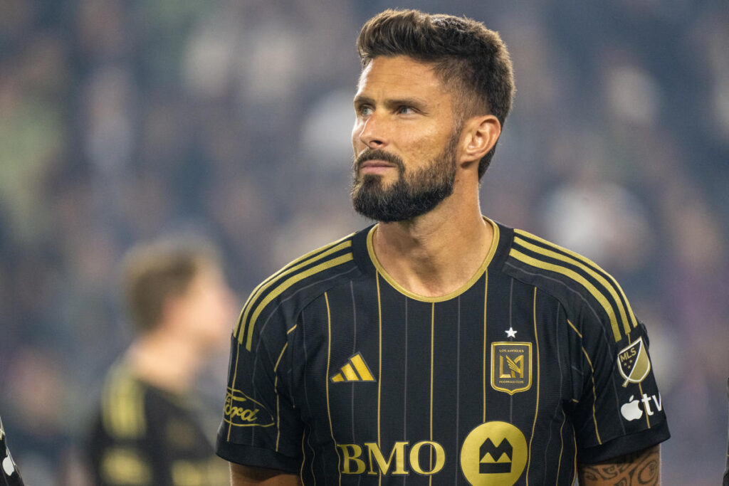 LAFC striker Olivier Giroud reportedly had home burglarized, lost $500,000 in jewelry