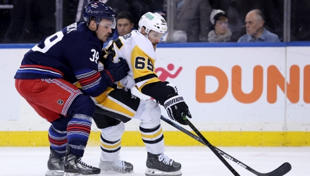 Rangers squander two separate leads in 3-2 loss to Penguins