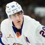 Islanders trading longtime center Brock Nelson to Avalanche