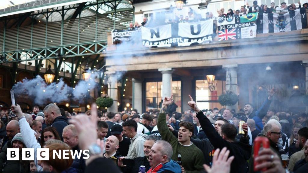 Newcastle United fans at Wembley hoping for Carabao Cup final win