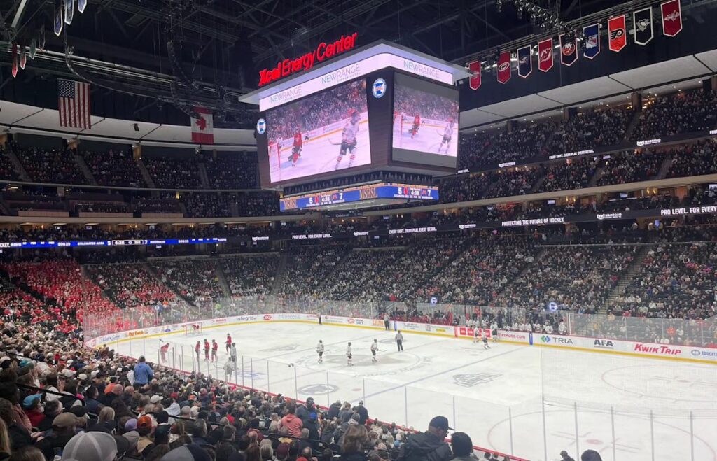 Minnesota High School Hockey Game Attracted More Fans Than Every NHL Game