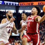 No. 7 Alabama stuns No. 1 Auburn, 93-91, on Mark Sears’ buzzer-beater in overtime